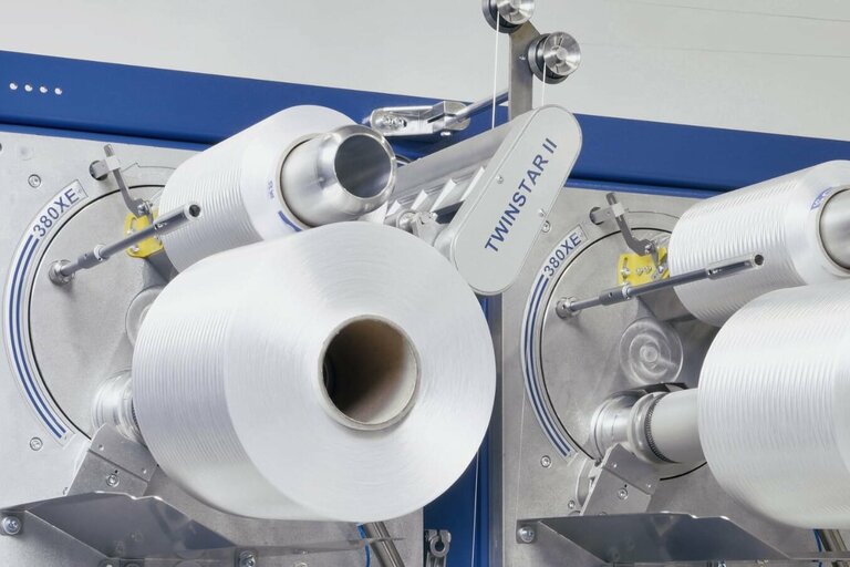 Bei Maschinentypen mit automatischem Hülsenwechsel setzt SAHM Dünnringlager und Linearführungen von Franke ein